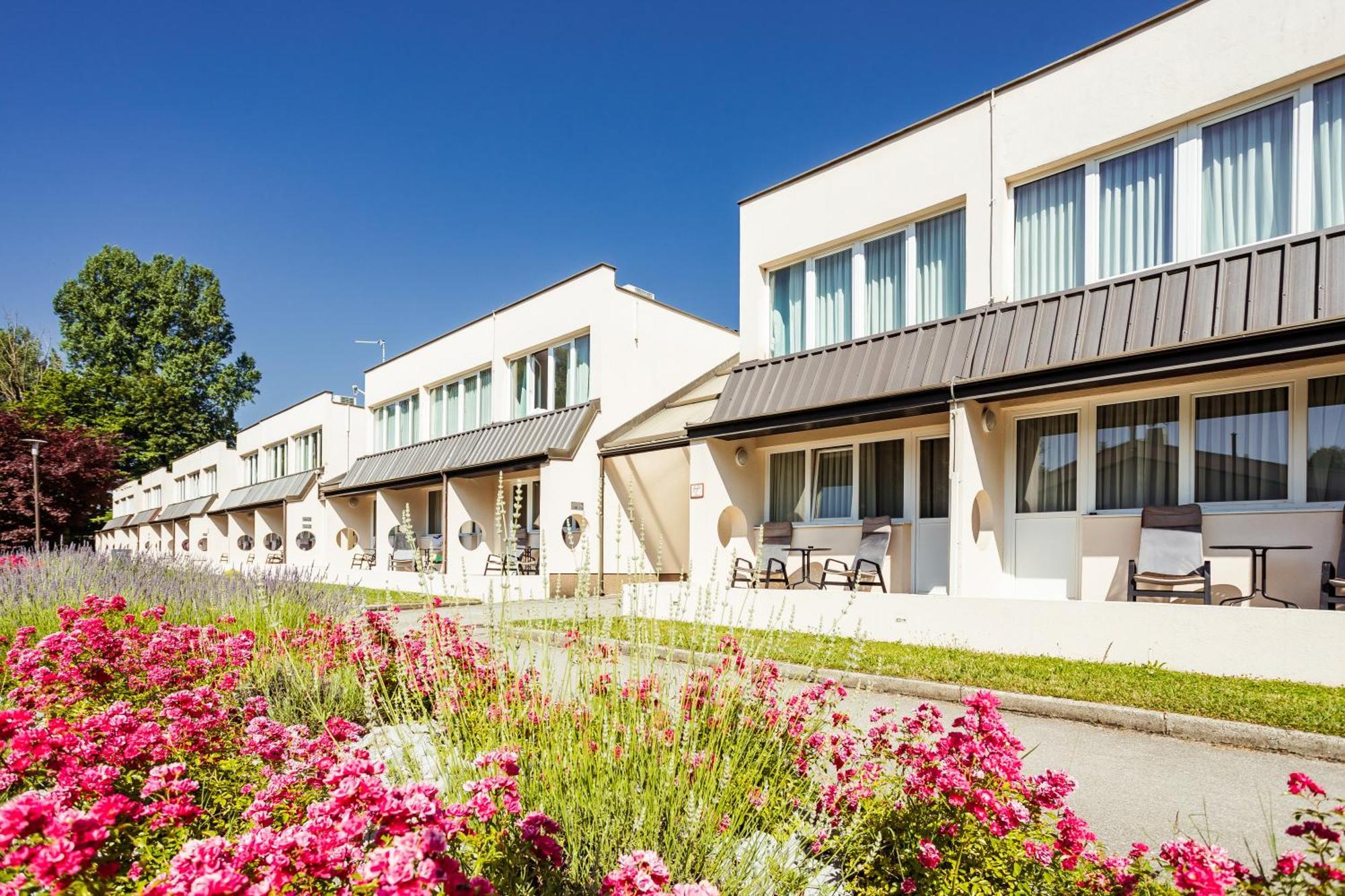 Ljubljana Resort Hotel & Camping Exterior photo